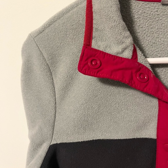 Columbia Fleece Pull over - Picture 11 of 11